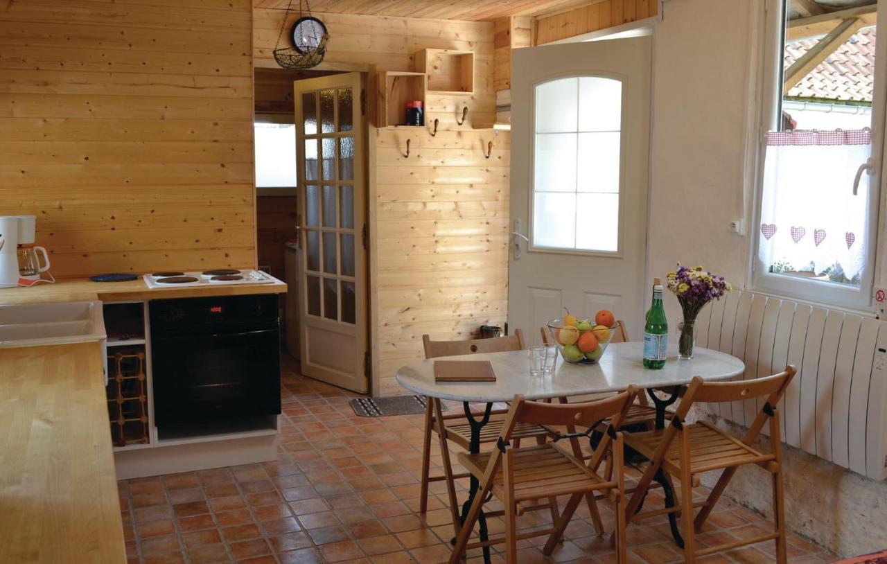 Gorgeous Home In Senlecques With Kitchen Exterior photo